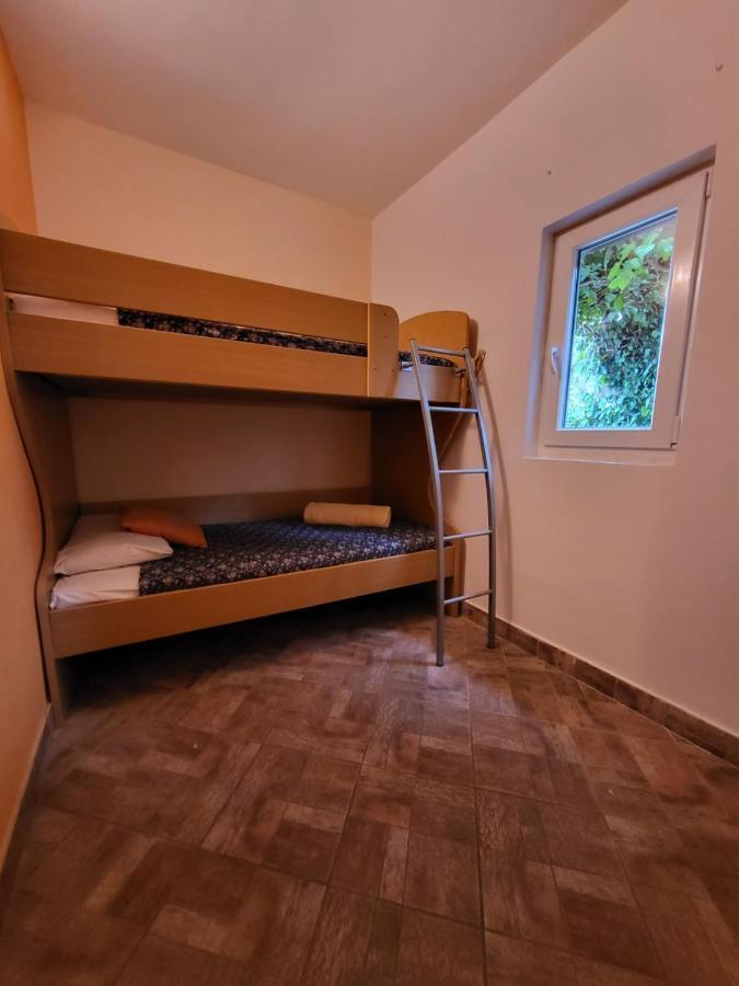 Apartmaniinprimosten Exterior photo